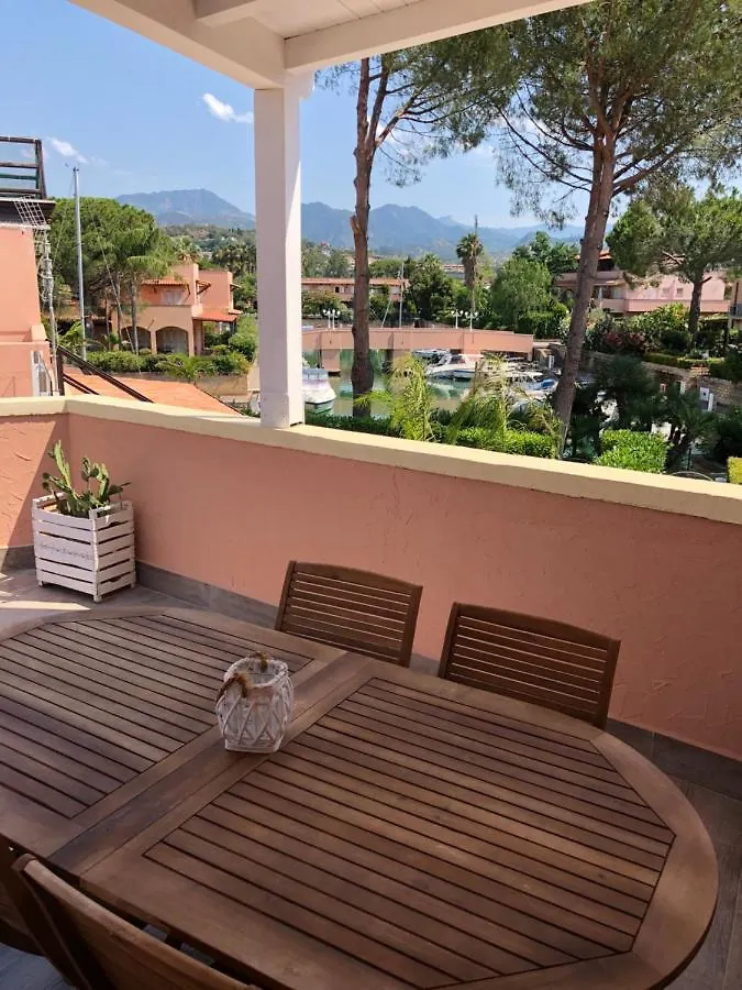 Appartement Casa Filu' A Portorosa Baia Dei Delfini à Furnari
